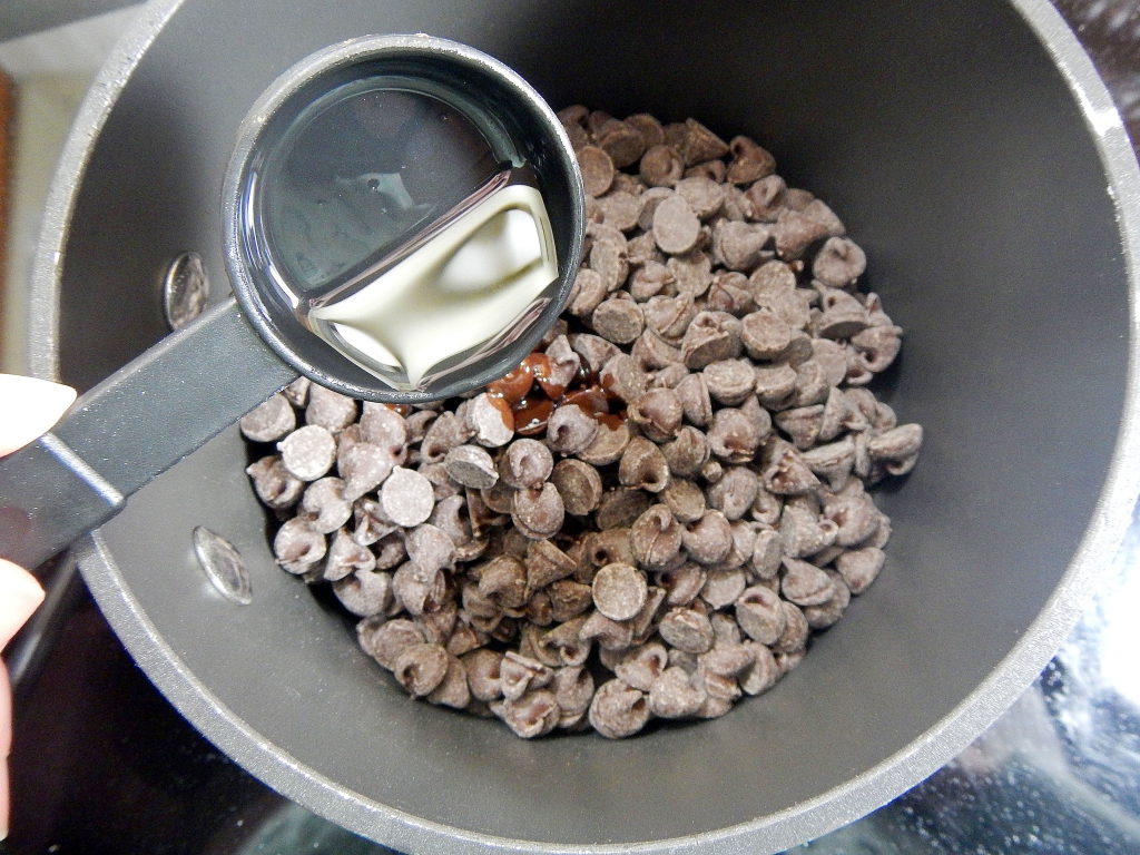 Making Chocolate Chip Cookie Dip