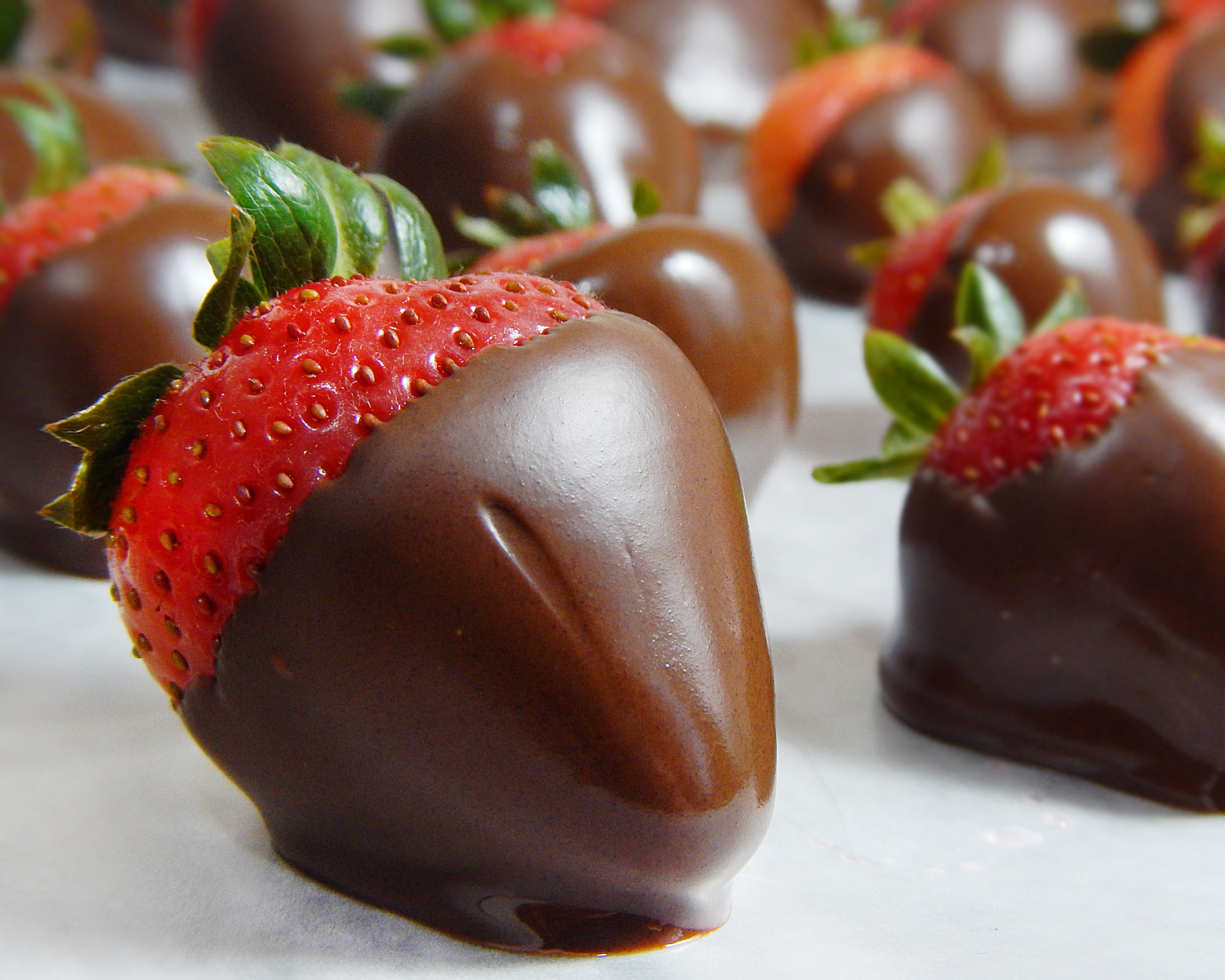 chocolate-covered-strawberry-bouquets-chocolate-covered-strawberries