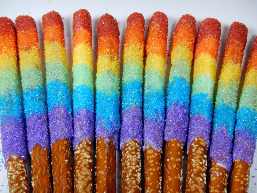 Rainbow Pretzel Sticks, rainbow party, rainbow snack, rainbow craft