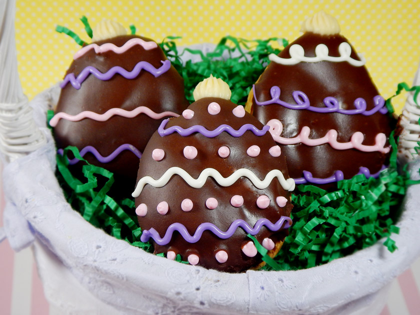 Easter Egg Eclairs 