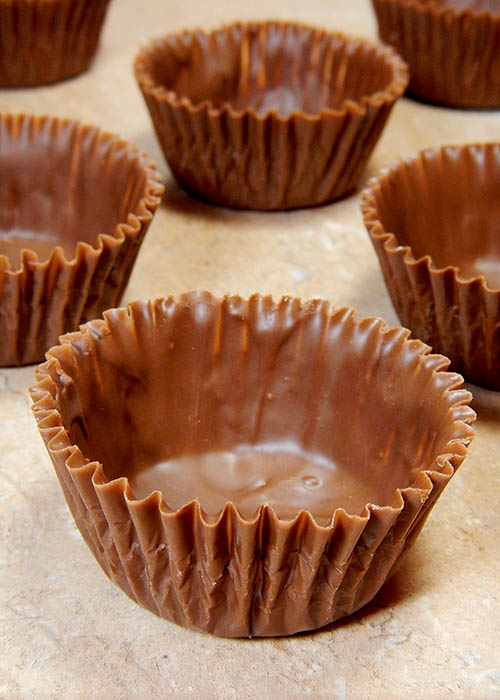 Edible Cupcake Liners Made Out of Chocolate
