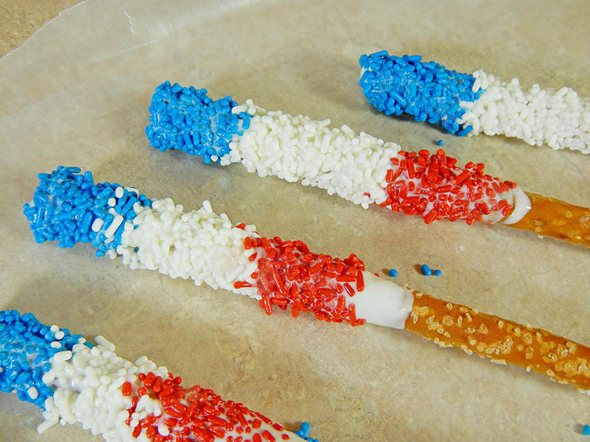 Patriotic Pretzel Sticks 